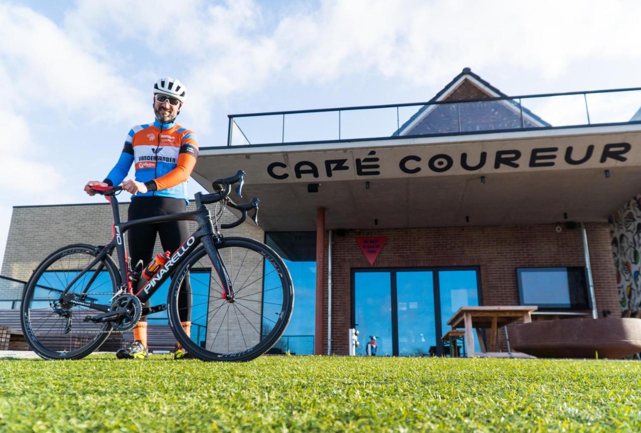 Cafe Coureur Borgloon Hotel Exterior photo